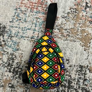 Unisex small shoulder bag